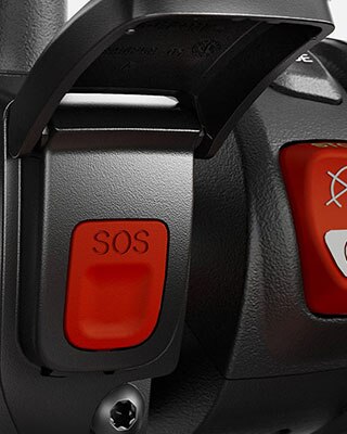 We see the ECALL switch of the F 850 GS.